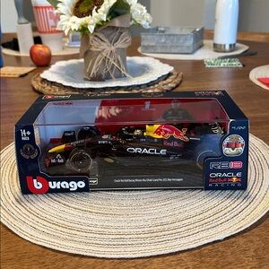 Red Bull Racing Diecast Model Car RB18 1/24 scale
